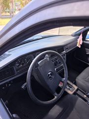 Mercedes-Benz 190 1990 E 190