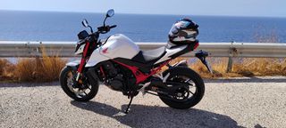 Honda CB 750 2023 HORNET-thumb-3