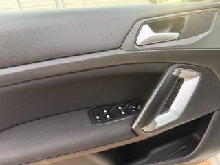 Peugeot 308 2015 Allure (6τάχυτο/130hp)-thumb-19