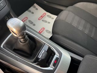 Peugeot 308 2015 Allure (6τάχυτο/130hp)-thumb-23