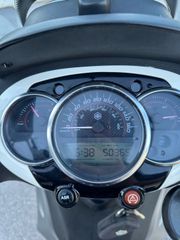 Piaggio Beverly 350 2013 sport touring abs-thumb-7