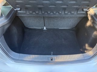 Seat Ibiza 2004-thumb-12