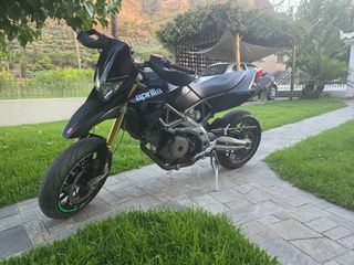 Aprilia Dorsoduro 750 2010