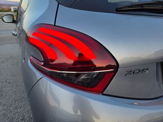 Peugeot 208 2019 1.2 110PS GT LINE 6 ΤΑΧΥΤΟ-thumb-40