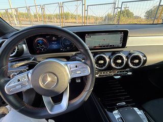 Mercedes-Benz A 250 2020 Limousine 250e AMG Line-thumb-9