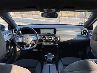 Mercedes-Benz A 250 2020 Limousine 250e AMG Line-thumb-11