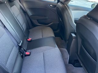 Renault Clio 2023-thumb-10