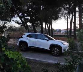 Toyota Yaris Cross 2026 Style white pearl