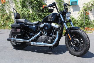 Harley Davidson Sportster Forty-Eight 2017-thumb-1