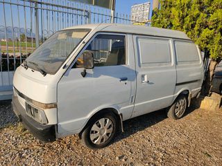 Nissan Vanette 1996-thumb-1