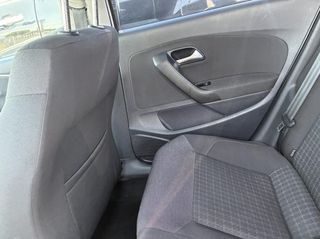 Volkswagen Polo 2015-thumb-22