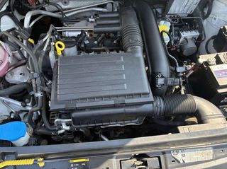 Volkswagen Polo 2015-thumb-31