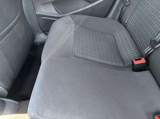 Volkswagen Polo 2015-thumb-26