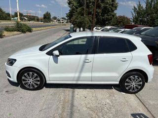 Volkswagen Polo 2015-thumb-2