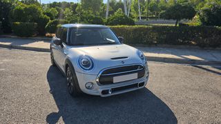 Mini Cooper S 2018-thumb-1