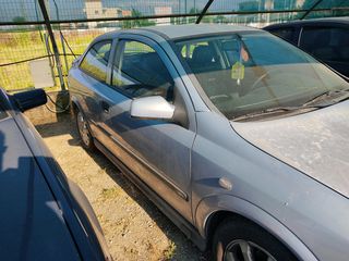 Opel Astra 2002-thumb-2