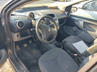 Peugeot 107 2008-thumb-3