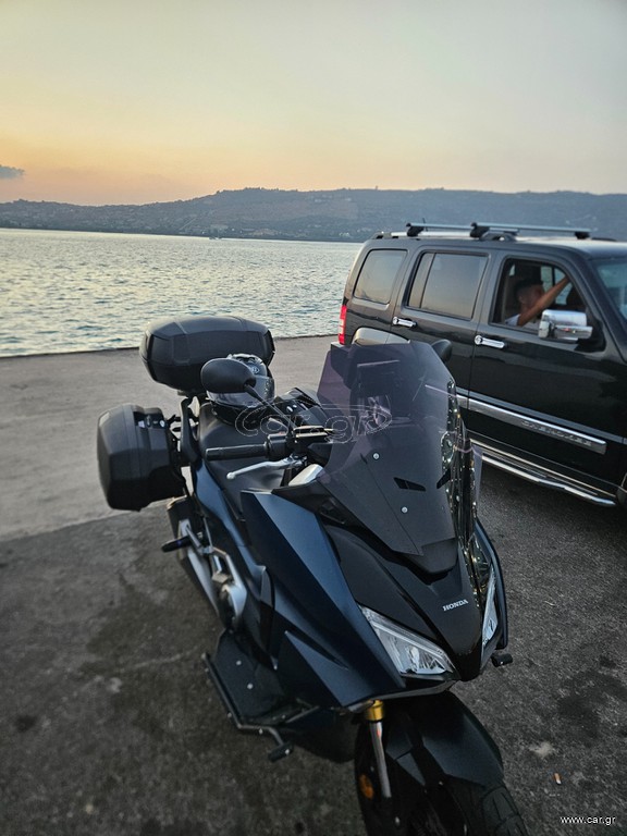 Honda Forza 750 2021