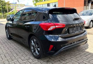 Ford Focus 2019 ST LINE | LED | CAMERA | NAVI | CLIMA-thumb-2