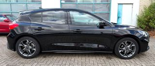 Ford Focus 2019 ST LINE | LED | CAMERA | NAVI | CLIMA-thumb-5