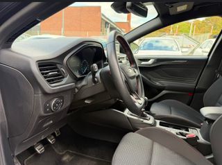 Ford Focus 2019 ST LINE | LED | CAMERA | NAVI | CLIMA-thumb-11