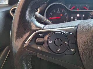 Opel Crossland 2022 Elegance 1.2lt Turbo, 130 hp Start & Stop AT6-thumb-8