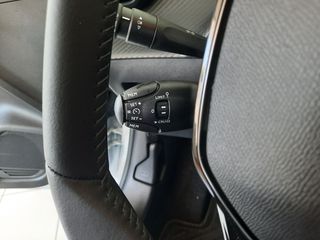 Peugeot 208 2026 STYLE 1,2 HYBRID 110 hp-thumb-15