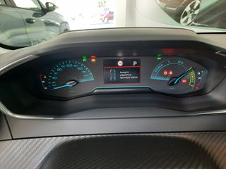 Peugeot 208 2026 STYLE 1,2 HYBRID 110 hp-thumb-17