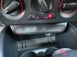 Audi A1 2016 1.4 TFSI AMBITION S TRONIC-thumb-18