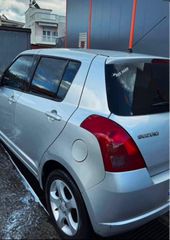 Suzuki Swift 2006-thumb-3