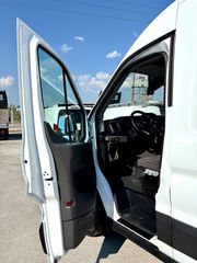 Ford Transit 2023 L2H2-thumb-10