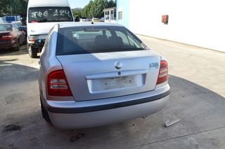 Ολόκληρο Αυτοκίνητο Skoda Octavia 4 1.6 Αρ.Κινητήρα AVU 2000-2004-thumb-1