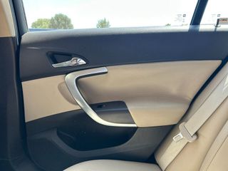 Opel Insignia 2009-thumb-20