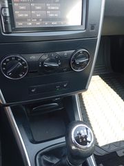 Mercedes-Benz A 160 2012 BLUE EFFICIENCY-thumb-11