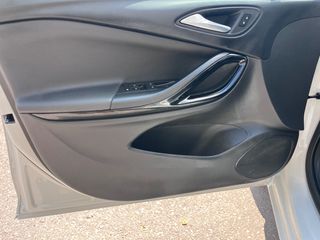 Opel Astra 2021 ULTIMATE SPORT 1.5D-thumb-34