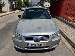 Hyundai Accent 2000