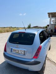 Lancia Ypsilon 2006-thumb-6