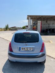 Lancia Ypsilon 2006-thumb-7