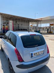 Lancia Ypsilon 2006-thumb-8