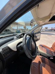 Lancia Ypsilon 2006-thumb-17