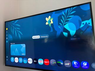 Samsung 43” QLED-thumb-1