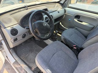 Nissan Kubistar 2003-thumb-3