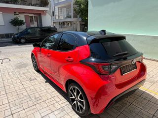 Toyota Yaris 2021 Premiere-thumb-5