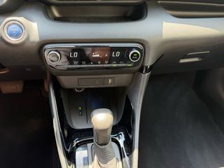 Toyota Yaris 2021 Premiere-thumb-16