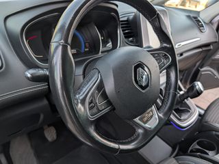 Renault Scenic 2017 1.6 130HP INITIALE PARIS EDITION FULL EXTRA-thumb-17