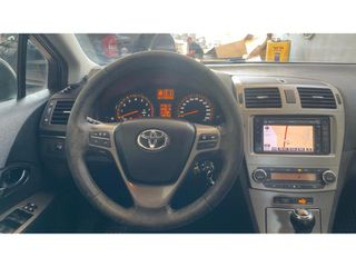 Toyota Avensis 2011 1.6 Elegant-thumb-9