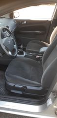 Ford Focus 2006-thumb-8