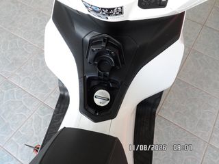 Honda PCX 125 2024 ESP2-thumb-18