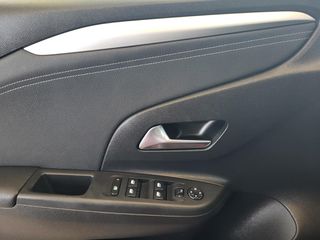 Opel Corsa 2022 GS-Line 1.5D 102hp S/S MT6-thumb-15