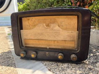 Vintage Ραδιόφωνο Λυχνίας Philips (Δεκαετίας '50) – Μη Λειτουργικό / Για Διακόσμηση